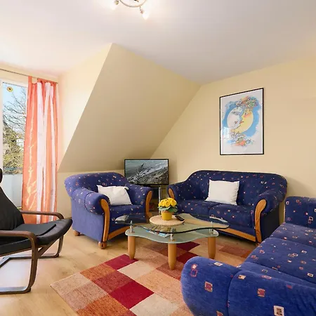 4 * Schonberger Strand